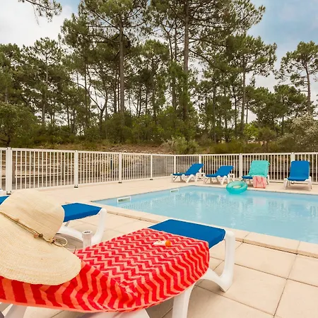 Pierre And Les Grands Pins