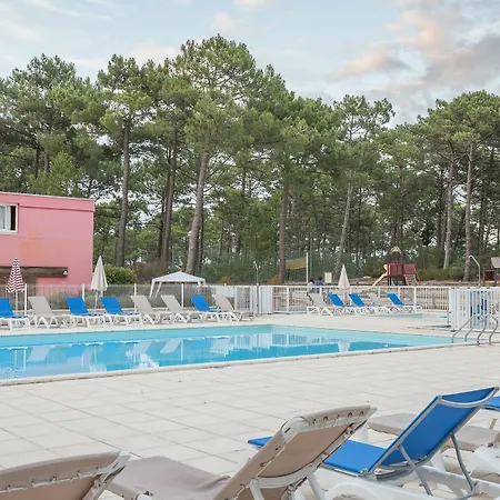 Pierre And Les Grands Pins Hotel Carcans